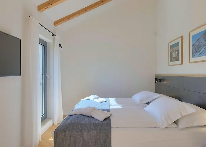 Povetica Feriehus Poreč