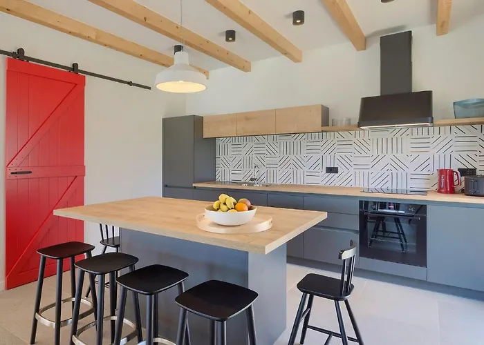 Σπίτι διακοπών Povetica Πόρετς