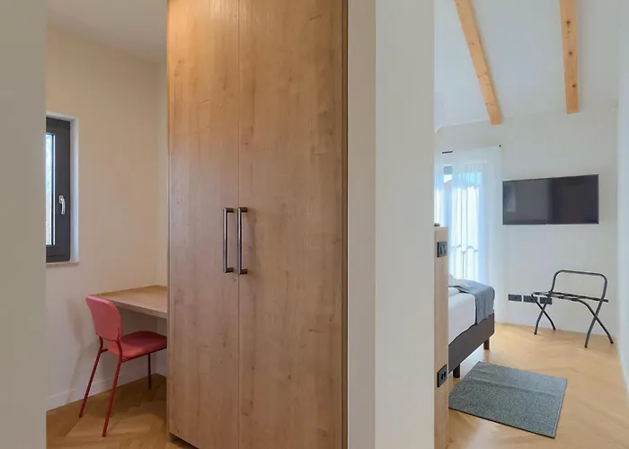 Povetica Σπίτι διακοπών