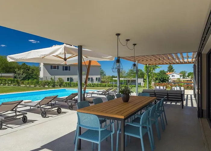 Povetica Feriehus Poreč