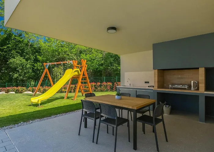 Povetica Σπίτι διακοπών